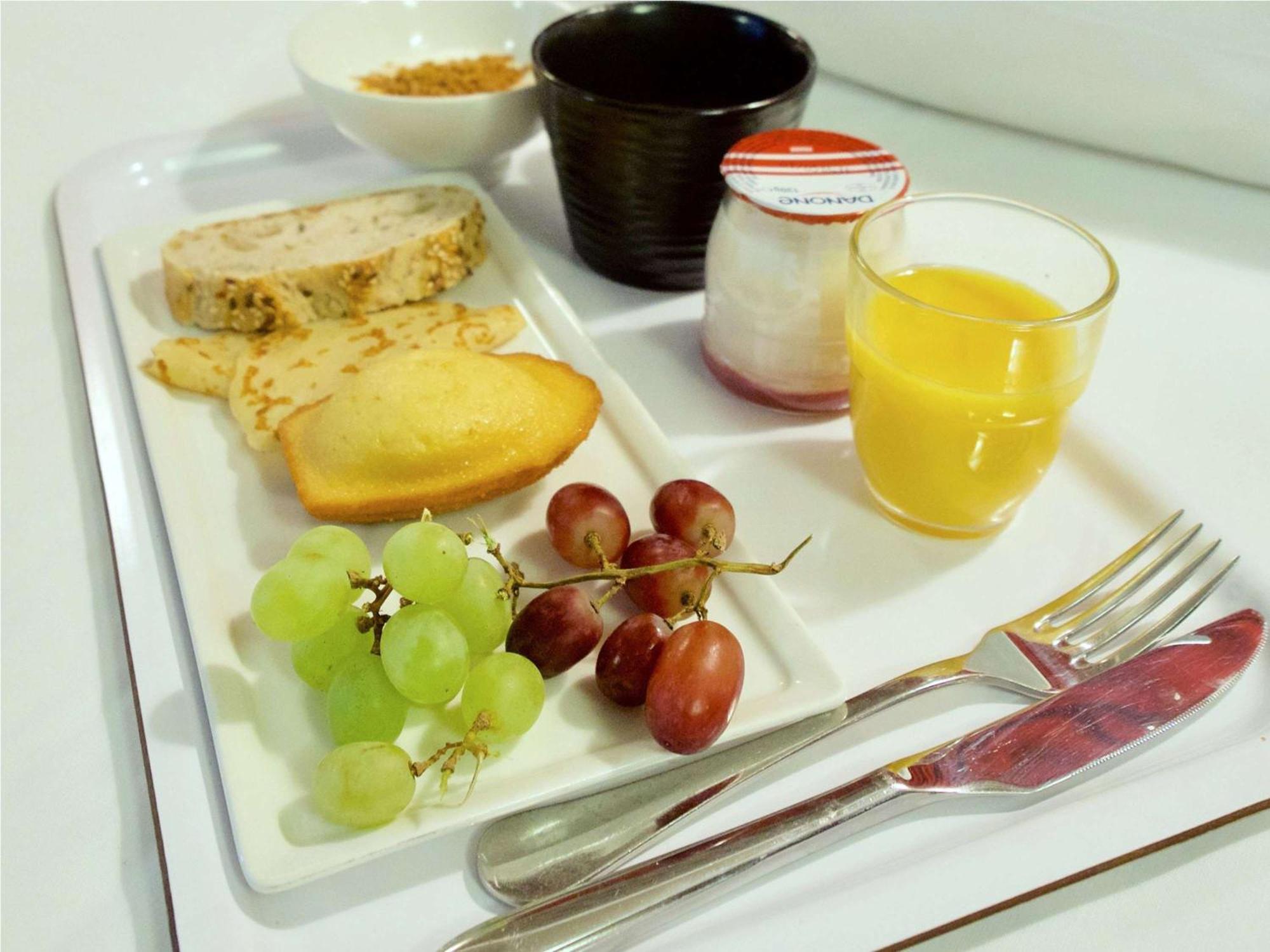 Ibis Kergaradec Hotel 3*